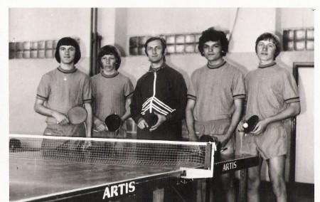 II.divízia Vs.kraja 1976/77 zľava:M.Hrežík,P.Lojan,P.Majerník,J.Bednár,A.Lojan,